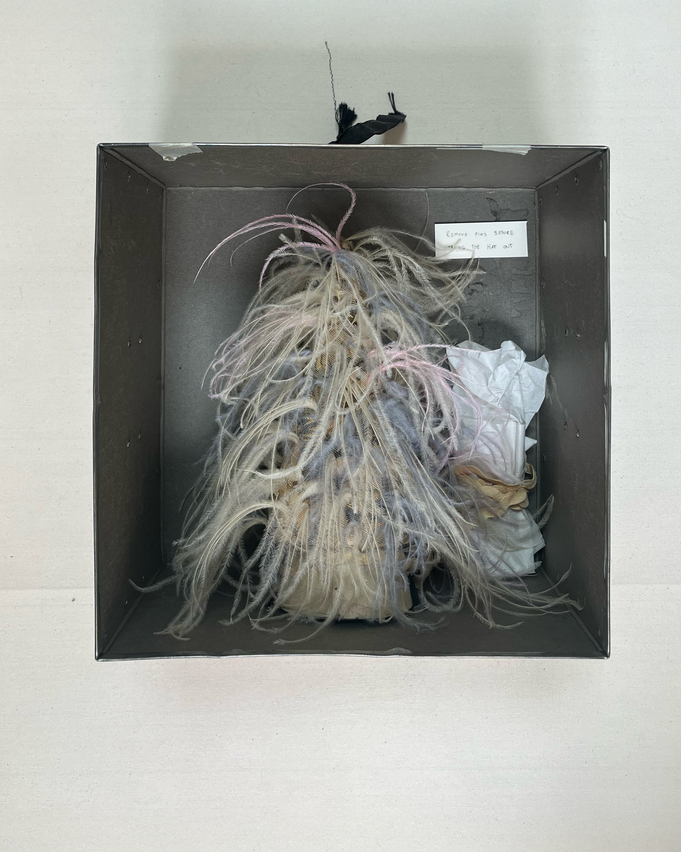 Ostrich feather party hat 2021